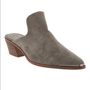New Vince Camuto Gray Suede ankle boots